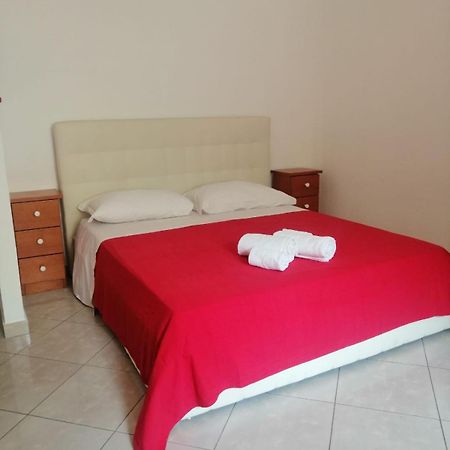 Apartment In Front Of The Train Station! Φλωρεντία Εξωτερικό φωτογραφία