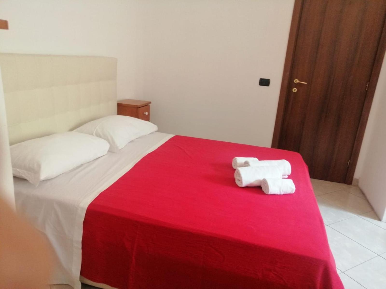 Apartment In Front Of The Train Station! Φλωρεντία Εξωτερικό φωτογραφία